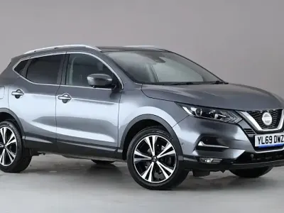 Used Nissan Qashqai N-Connecta 140 HP (102 kW) 2019 Grey SUV