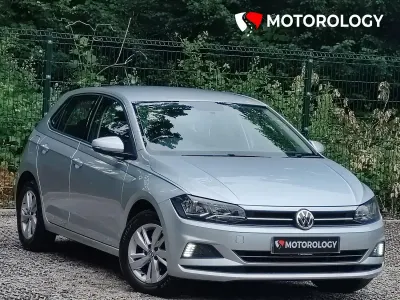 Used VW Polo SE 95 HP (69 kW) 2019 Silver Hatchback