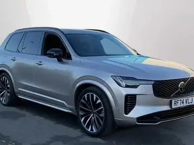 Usado Volvo XC90 Ultra 250 CV (183 kW) 2025 Dorado SUV