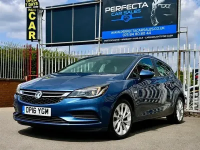 Used Vauxhall Astra 125 HP (91 kW) 2016 Blue Hatchback