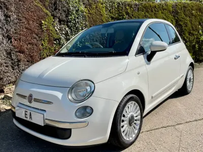 Used Fiat 500 Lounge 69 HP (50 kW) 2011 White Hatchback