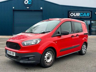 Used Ford Transit S 74 HP (54 kW) 2018 Red Estate