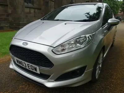 Used Ford Fiesta Zetec 95 HP (69 kW) 2013 Silver Hatchback