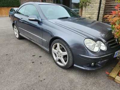 Używany Mercedes CLK280 2009 Szary Coupe