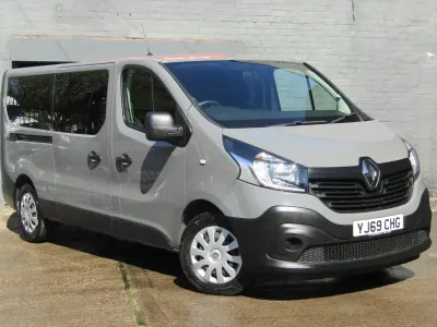 Usado Renault Trafic Business 2019 Gris Monovolumen