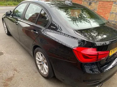 Begagnad BMW 330e Comfort Edition 181 HK (133 kW) 2016 Svart Sedan