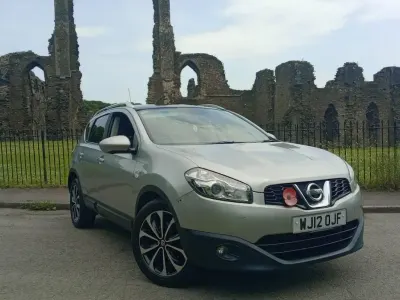 Used Nissan Qashqai N-TEC 131 HP (96 kW) 2012 Silver SUV