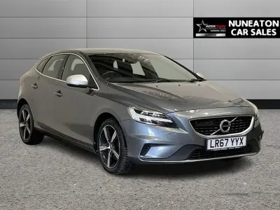 Used Volvo V40 R-Design 122 HP (89 kW) 2017 Grey Hatchback