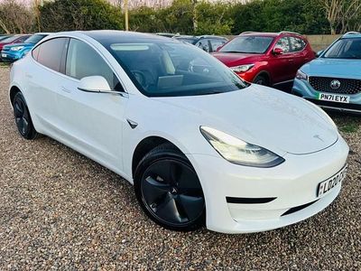 Used Tesla Model 3 Standard Range 239 kW (325 HP) 2020 White Sedan
