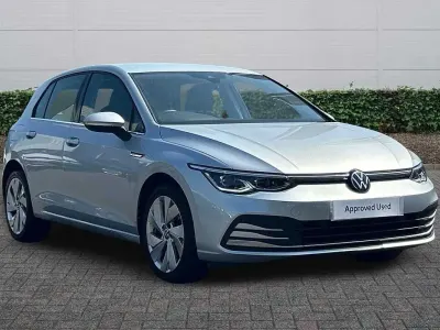 Used VW Golf VIII Style 130 HP (95 kW) 2024 Silver Hatchback