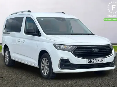 Used Ford Tourneo Connect Titanium 122 HP (89 kW) 2023 White MPV