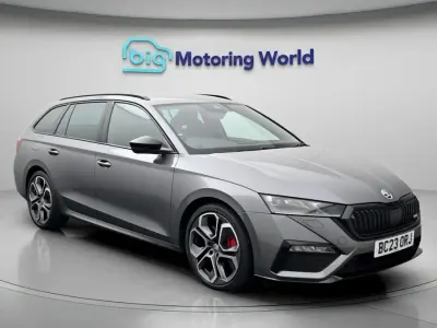 Used Skoda Octavia vRS 200 HP (147 kW) 2023 Grey Estate