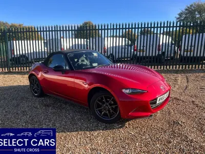 Used Mazda MX5 Inclusive 131 HP (96 kW) 2016 Red Cabriolet