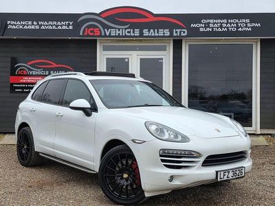 Used Porsche Cayenne 245 HP (180 kW) 2012 White SUV