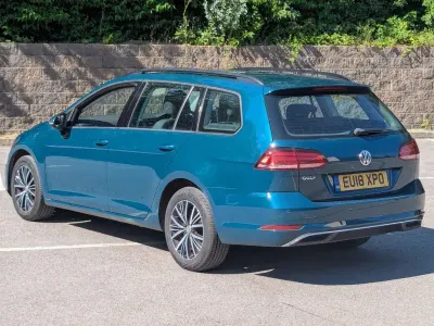 Used VW Golf VII SE 115 HP (84 kW) 2018 Green Estate