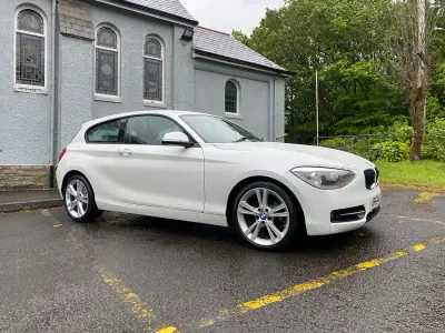 Used BMW 116 Sport Line 2015 White Hatchback