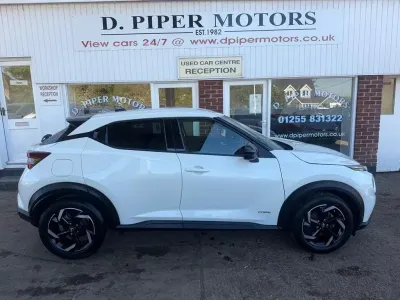 Used Nissan Juke N-Connecta 143 HP (105 kW) 2023 White SUV