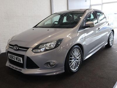 Used Ford Focus Zetec 115 HP (84 kW) 2013 Silver Hatchback