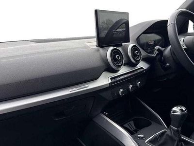 Begagnad Audi Q2 S-Line 2024 SUV