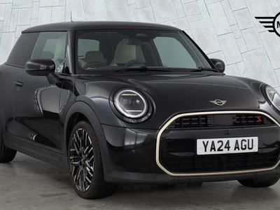 Used Mini Cooper S Hatch 201 HP (147 kW) 2024 Black Hatchback