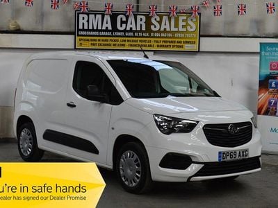White Used 2020 Vauxhall Combo Sportive MPV | £7,500 (Fair price)