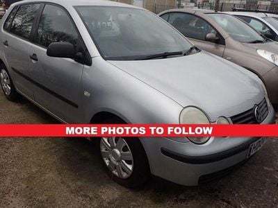 Used VW Polo S 75 HP (55 kW) 2004 Silver Hatchback