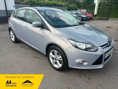 Used Ford Focus Zetec 2012 Silver Hatchback