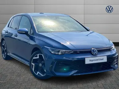 Used VW Golf VIII R-line 147 HP (108 kW) 2025 Blue Hatchback