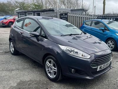 Begagnad Ford Fiesta Zetec 82 HK (60 kW) 2013 Grå Halvkombi