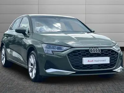 Begagnad Audi A3 Sport 150 HK (110 kW) 2025 Grön Halvkombi