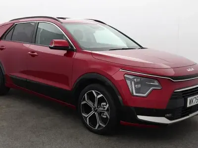 New Kia Niro 127 HP (93 kW) 2025 Runway red SUV