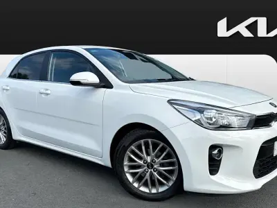 Begagnad Kia Rio 100 HK (73 kW) 2019 Vit Halvkombi