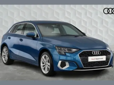 Begagnad Audi A3 e-tron Sport 200 HK (147 kW) 2021 Blå Halvkombi