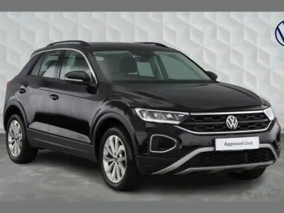 Used VW T-Roc Life 110 HP (80 kW) 2023 Black SUV