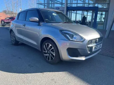 Używany Suzuki Swift SZ-L 83 KM (61 kW) 2021 Srebrny Hatchback