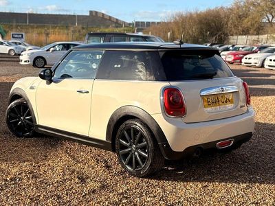 Used Mini Cooper Hatch 2014 White Hatchback