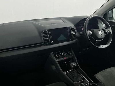 Używany Skoda Karoq SE L 150 KM (110 kW) 2022 Srebrny SUV