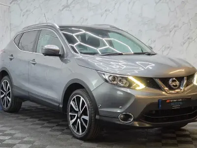 Used Nissan Qashqai Tekna 110 HP (80 kW) 2017 Grey SUV