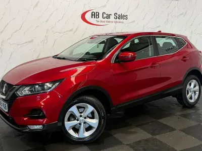 Used Nissan Qashqai Acenta Premium 2020 Red SUV