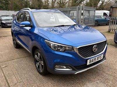 Usado MG ZS Exclusive 106 HP (77 kW) 2019 Azul SUV