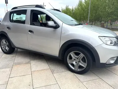 Second-hand Dacia Sandero Lauréate 90 CP (66 kW) 2018