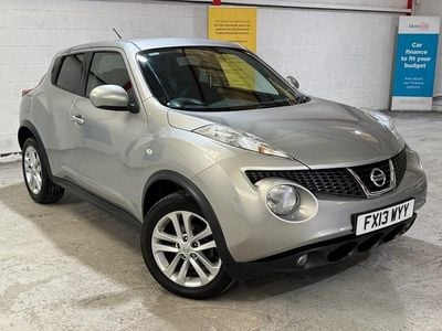 Used Nissan Juke Acenta Premium 117 HP (86 kW) 2013 Silver SUV
