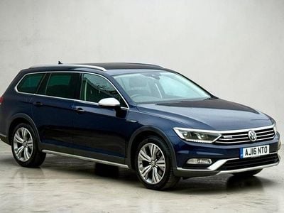 Used VW Passat Alltrack S 190 HP (139 kW) 2016 Blue Estate