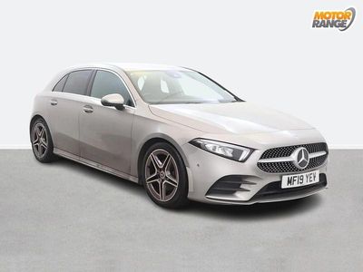 Begagnad Mercedes A180 Executive 136 HK (100 kW) 2019 Silver Halvkombi