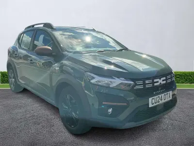 Used Dacia Sandero Extreme 2024 Green Hatchback