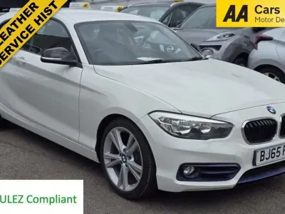 Used BMW 120 Sport Line 177 HP (130 kW) 2015 White Hatchback