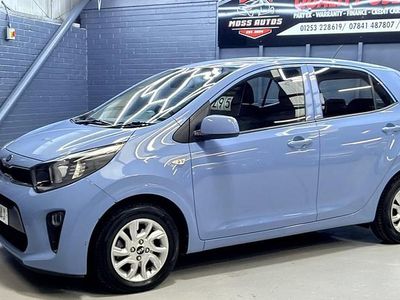 Used Kia Picanto 66 HP (48 kW) 2018 Blue Hatchback