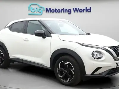 Usado Nissan Juke N-Connecta 114 CV (83 kW) 2023 Blanco SUV
