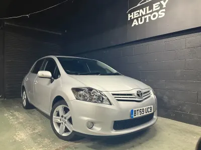 Used Toyota Auris SR 2010 Silver Hatchback