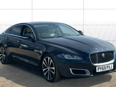 Used Jaguar XJ 306 HP (225 kW) 2019 Blue Sedan